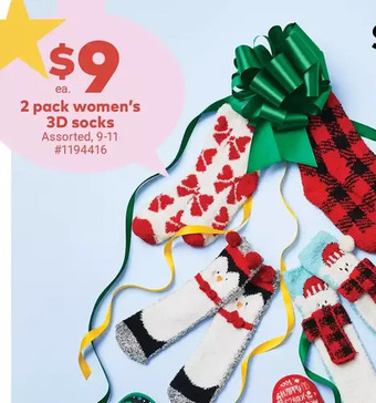 Giant Tiger 2 pack women's 3d socks offer