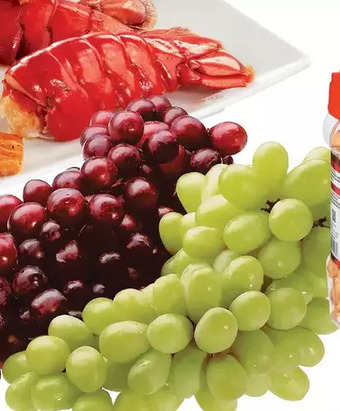 Real Canadian Superstore Red or green seedless grapes offer