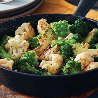 M & M Food Market Gourmet floret medley offer