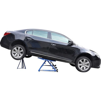 Princess Auto 7,000 lb portable tilting vehicle lift offer
