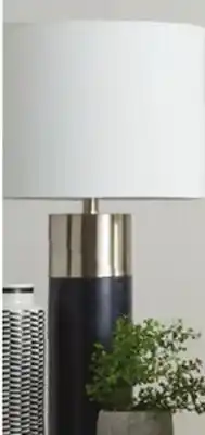 Leon's Portland lamp offer