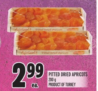 Metro Pitted dried apricots offer