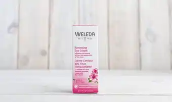 Blush Lane Organics Renewing eye cream offer