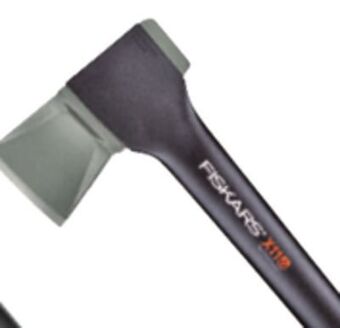 Canadian Tire Fiskars 17" splitting axe offer