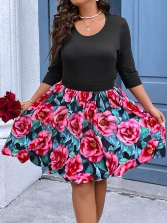 SheIn Plus solid tee & floral print skirt offer