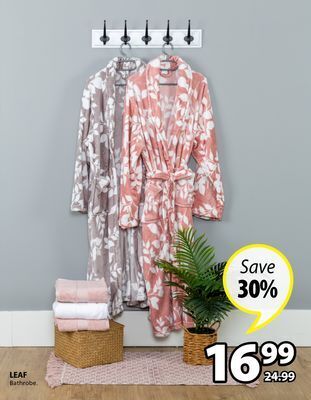 JYSK Leaf bathrobe offer