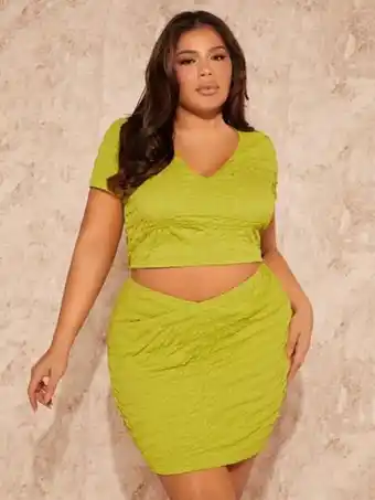 SheIn Shein sxy plus solid crop top & ruched bodycon skirt offer
