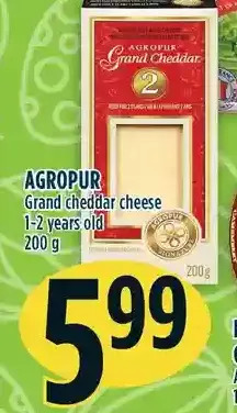 Marché Adonis Agropur grand cheddar cheese offer