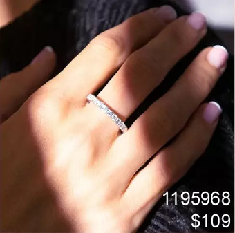 Charm Diamond Elle nautical ring offer