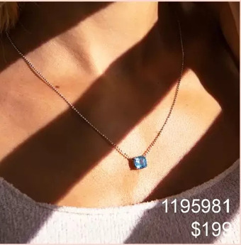 Charm Diamond Elle marble necklace offer