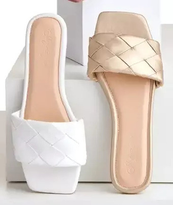 Giant Tiger Fashion sandals offer