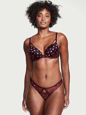 Victoria's Secret Heart embroidery v-string panty offer