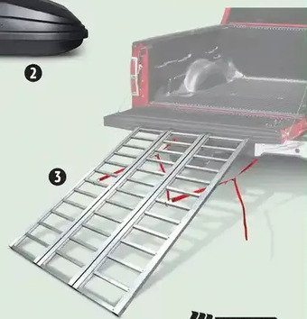 Canadian Tire Aluminum tri-panel loading ramp offer