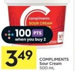 IGA COMPLIMENTS Sour Cream 500 mL offer
