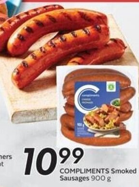 Safeway COMPLIMENTS Smoked Sausages 900g offer
