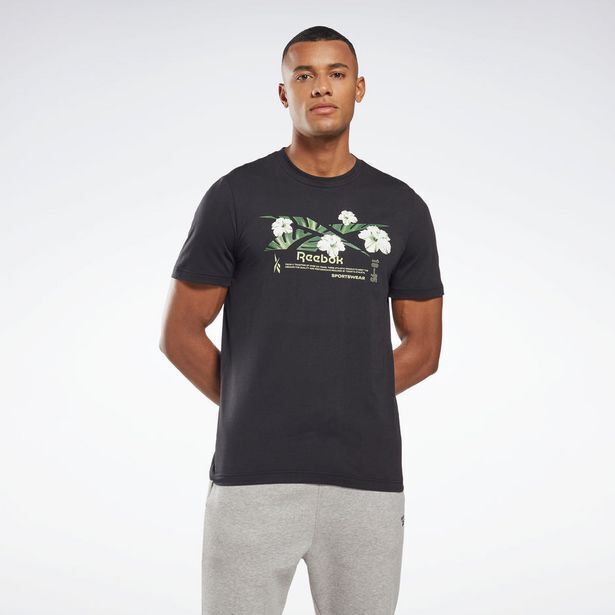 Reebok Reebok graphic series t-shirt offer