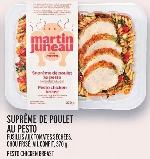 Metro SUPRÊME DE POULET AU PESTO FUSILLIS AUX TOMATES SÉCHÉES, CHOU FRISÉ, AIL CONFIT, 370 g PESTO CHICKEN BREAST offer