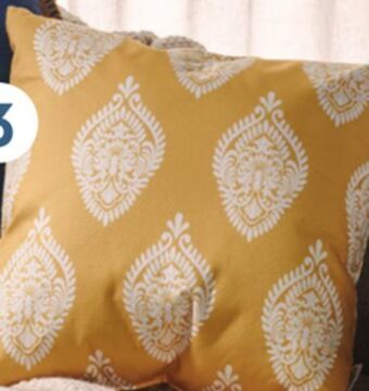 Giant Tiger Faux linen cushion offer
