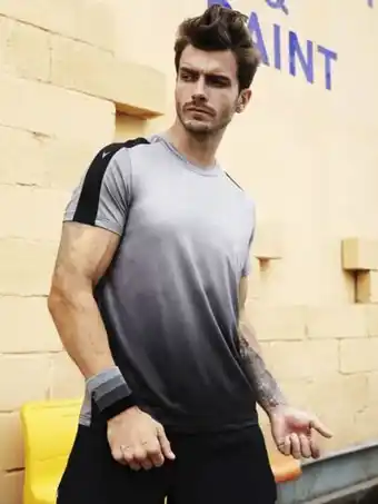 SheIn Men ombre print contrast side seam sports tee offer
