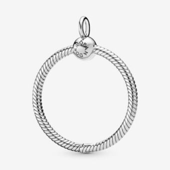 Pandora Final sale - pandora moments medium o pendant offer