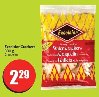 FreshCo Excelsior Crackers 300 g offer