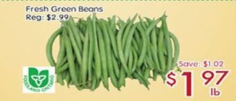 Sunny Food Mart Fresh green beans offer