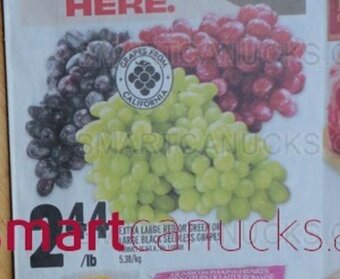 Metro EXTRA LARGE RED OR GREEN OR LARGE BLACK SEEDLESS GRAPES offer