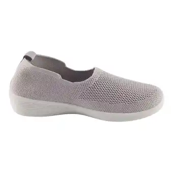 Giant Tiger Classic editions women's comfort mesh slip-on shoes offer