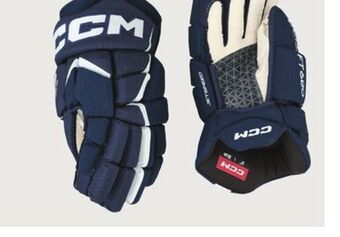 Sport Chek Jetspeed ft680 hockey glove senior offer