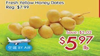 Fresh yellow honey dates