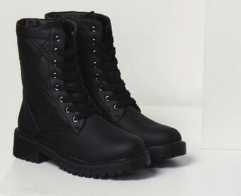Giant Tiger Women's combat boots offer