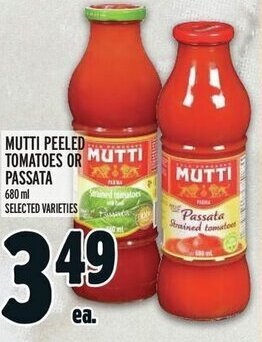 Metro MUTTI PEELED TOMATOES OR MUTTI PASSATA 680 ml offer