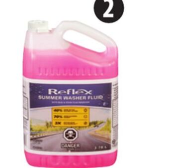 Canadian Tire Reflex summer windshield washer fluid, 3.78l offer