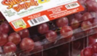 IGA Carnival gold grapes offer