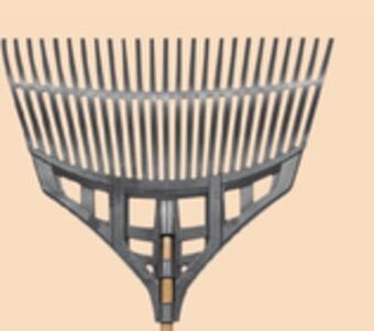 Canadian Tire Yardworks ultra-light clog-free leaf rake, 24 offer