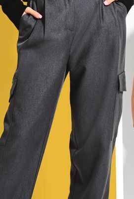 Giant Tiger Cargo pants offer