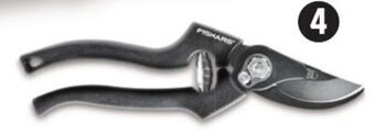 Canadian Tire Fiskars pro bypass pruner offer