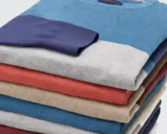 L'équipeur Men's soft cotton sweaters offer