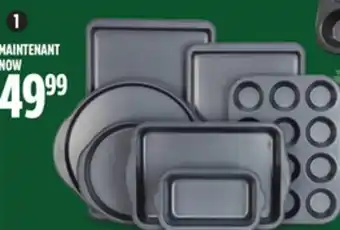 Canadian Tire Master chef 7-pc non-stick metal bakeware set offer