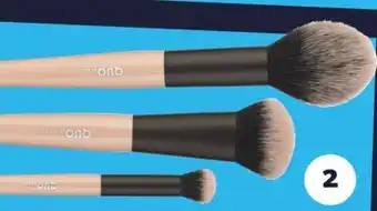 Real Canadian Superstore Quo beauty back to basics brush set offer