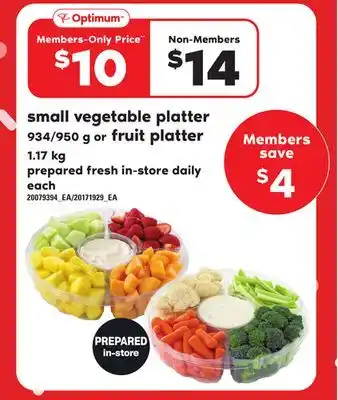 Loblaws Small vegetable platter 934/950 g or fruit platter, 1.17 kg offer