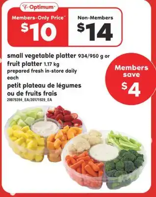 Valu-mart Petit plateau de légumes ou de fruits frais offer