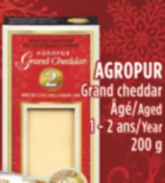 Marché Adonis Agropur grand cheddar offer