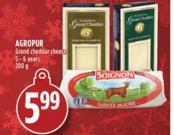 Marché Adonis Agropur grand cheddar cheese offer