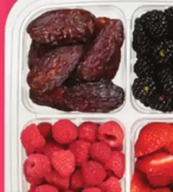 IGA C'est prêt! berry quartet family platter offer