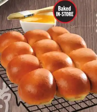 Foodland Buns 12 pk 400 g offer
