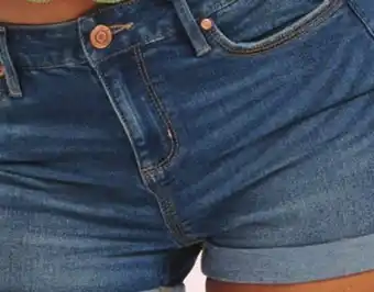 Giant Tiger Cuffed denim short offer