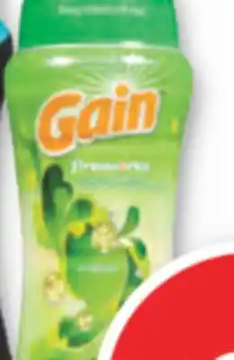 Familiprix DOWNY UNSTOPABLES or GAIN FIREWORKS, In-wash scent booster, 379 g offer