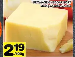 Supermarché PA Strong Cheddar Cheese offer