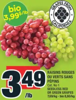 Super C RAISINS ROUGES OU VERTS SANS PÉPINS | SEEDLESS RED OR GREEN GRAPES offer